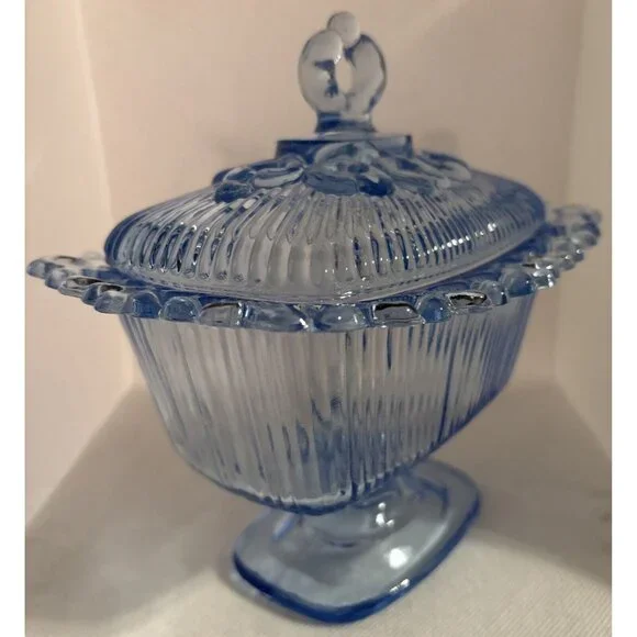 Footed 5” Blue Candy Dish & Lid Lace Edge Ribbed Indiana Glass Vintage - Picture 4 of 6